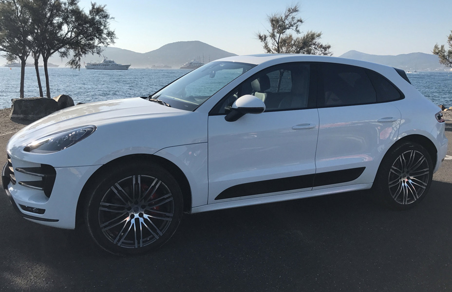 PORSCHE MACAN TURBO