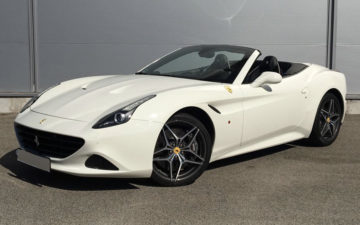 FERRARI California T blanc (via partenaire0601)