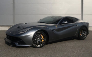 FERRARI Ferrari f12 Berlinetta (via partenaire0601)